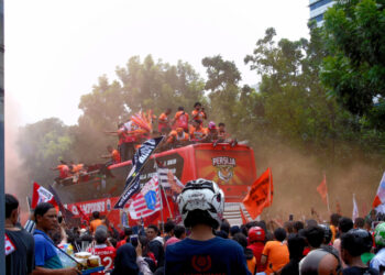 saham persija